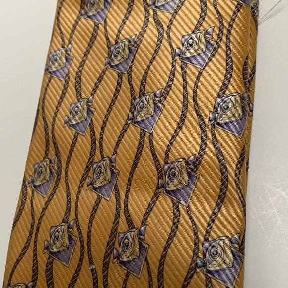 Vintage Valentino Silk Made in Italy Tie - Picture 4 of 7